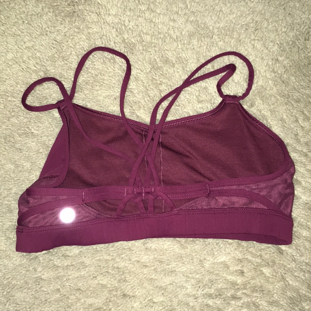 Lululemon - Picture 2 of 5